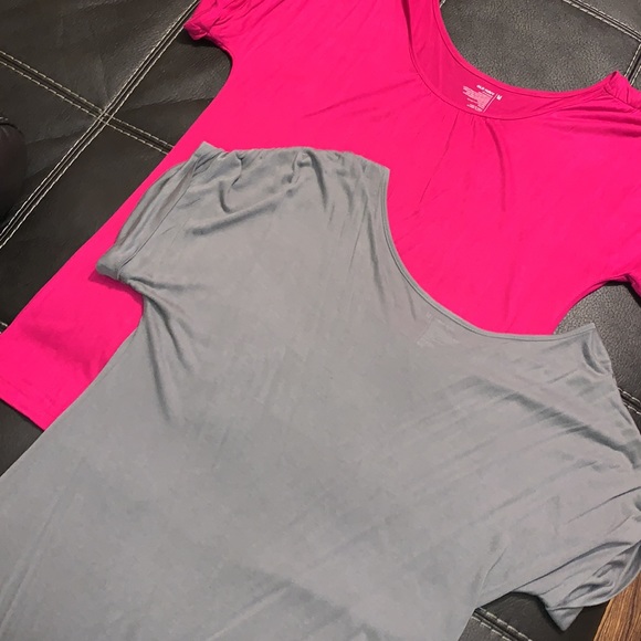 2 Shirts Old Navy Medium NWT 10/12 - Picture 7 of 7